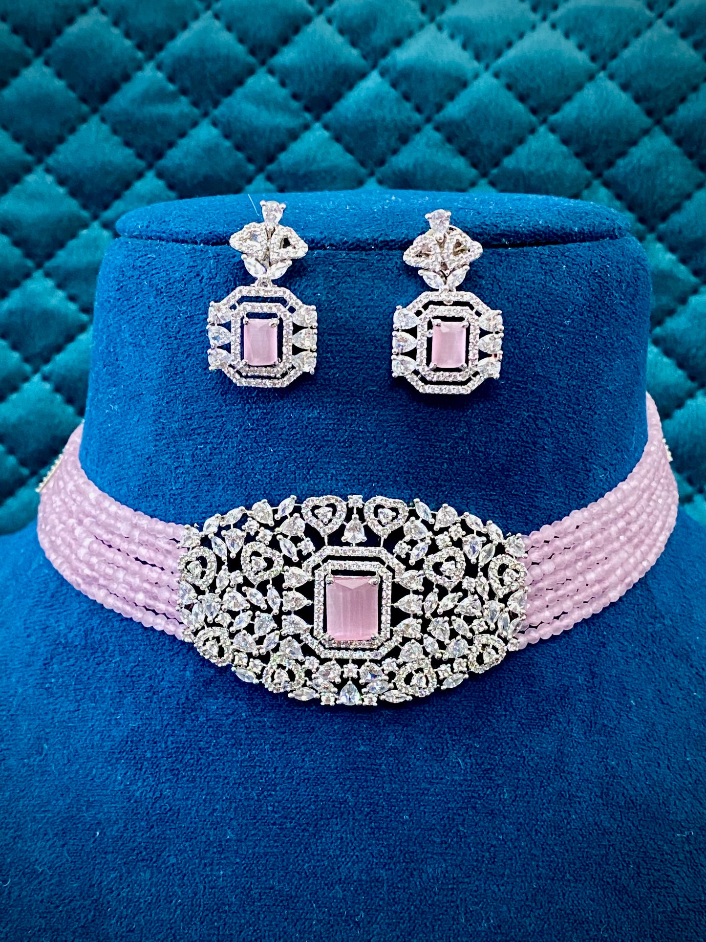 Pretty Pink Choker