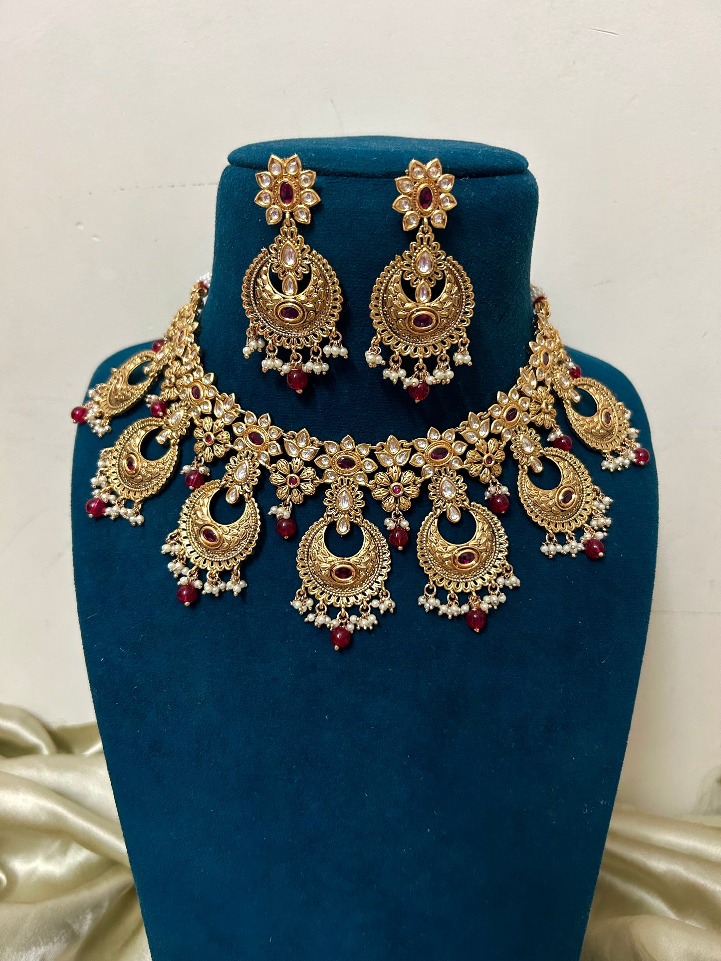 Kundan chandbali necklace