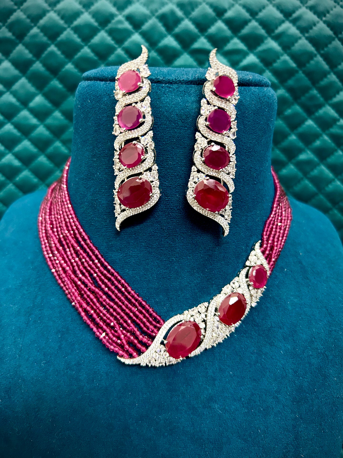 Anya Necklace set