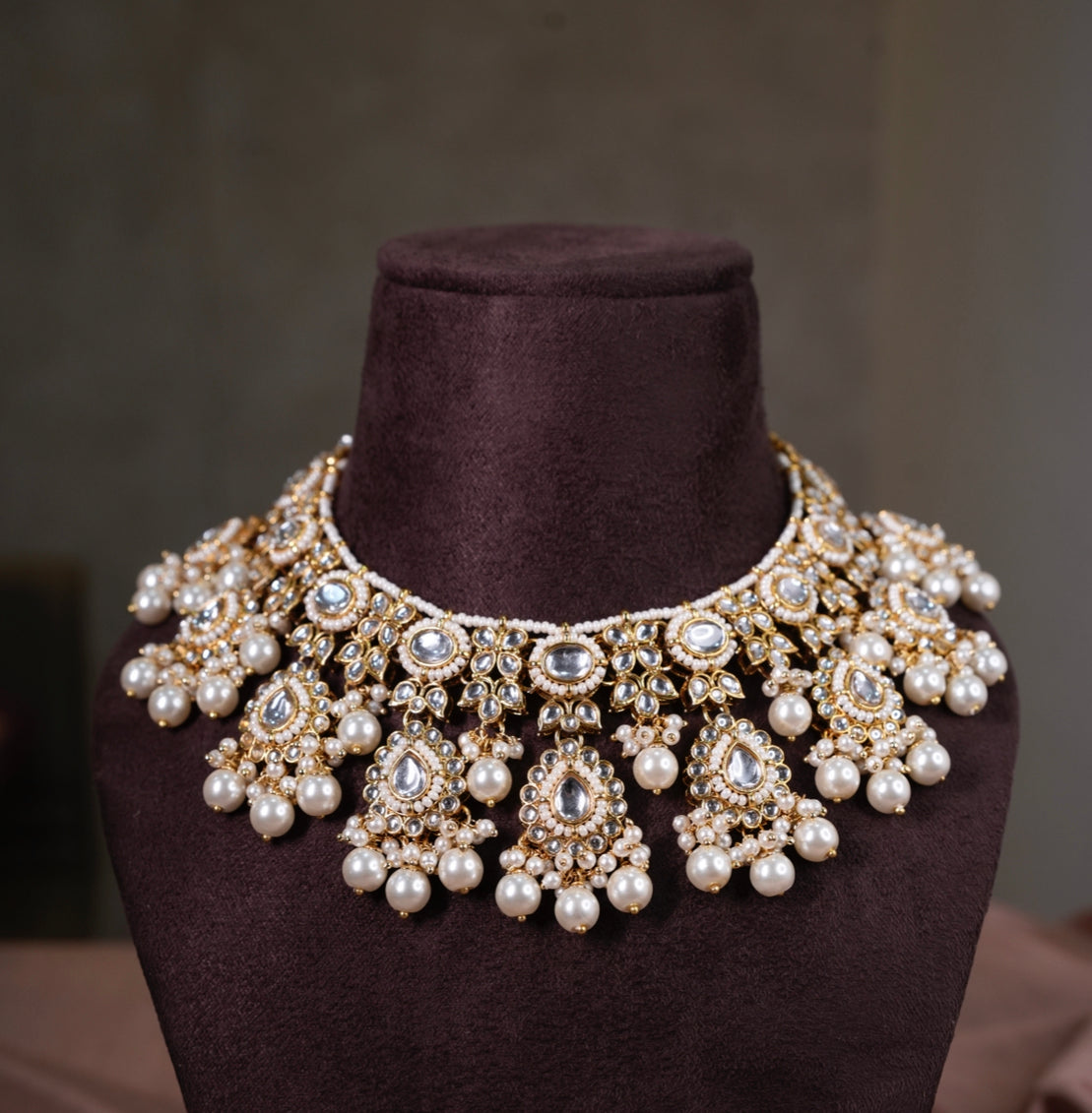 Ehsaas Kundan necklace set