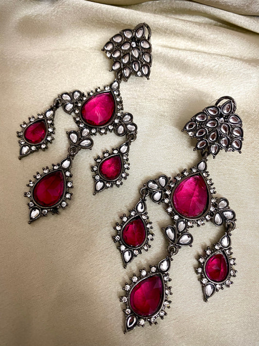 Kundan Minar Earrings