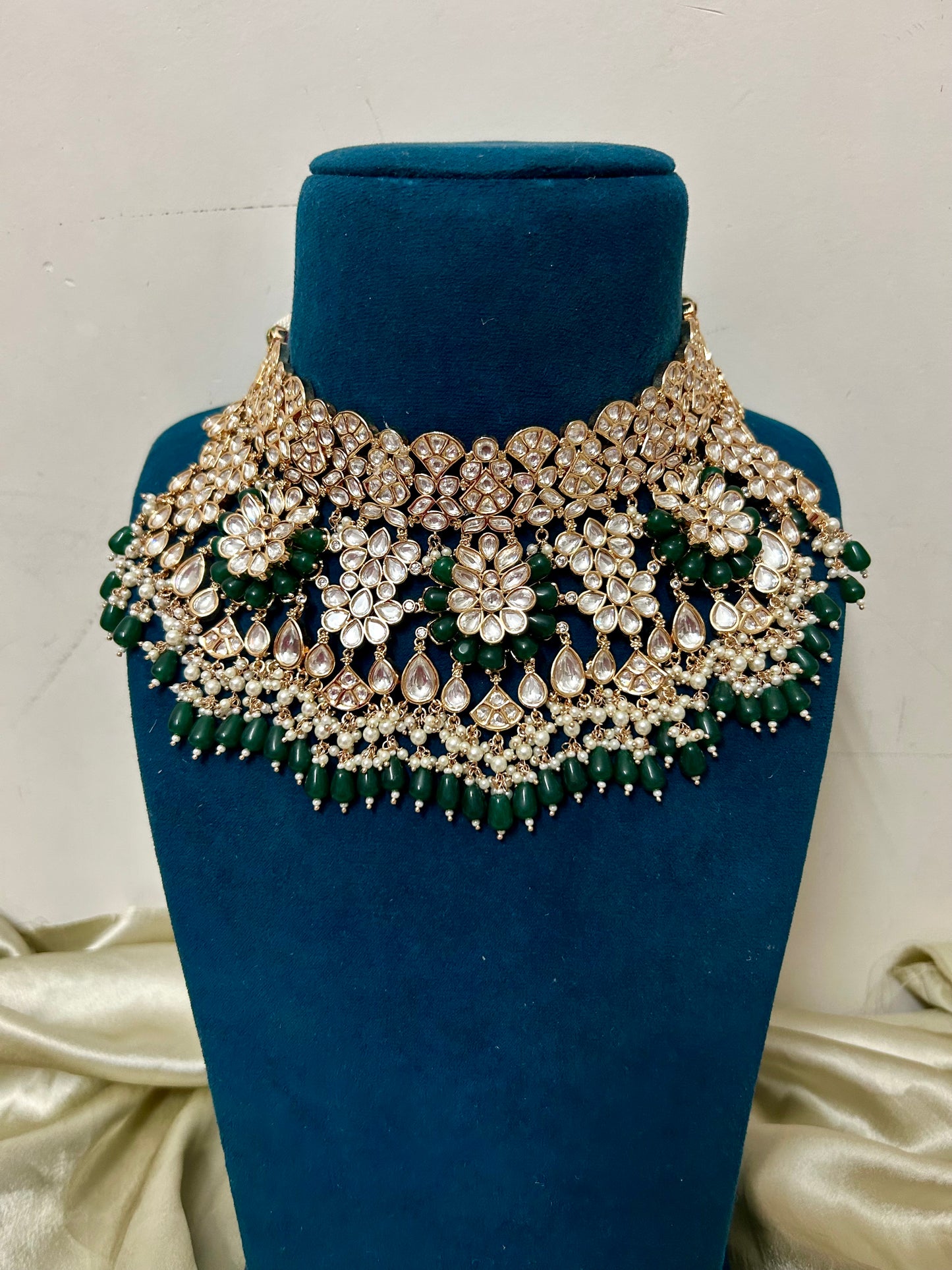 Maharani Kundan Necklace Set