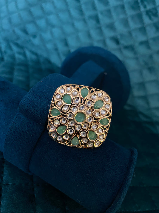 Kundan mint stone ring