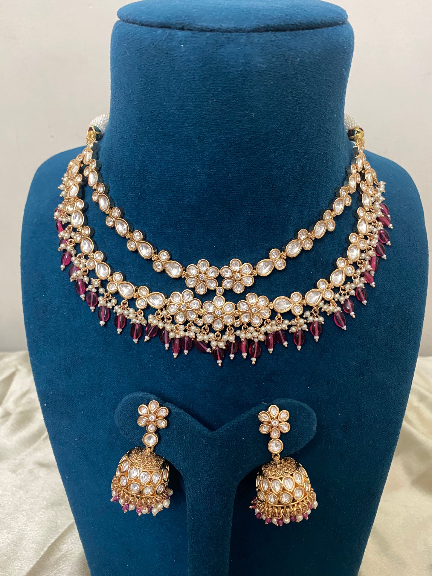 Chavi Kundan Necklace Set