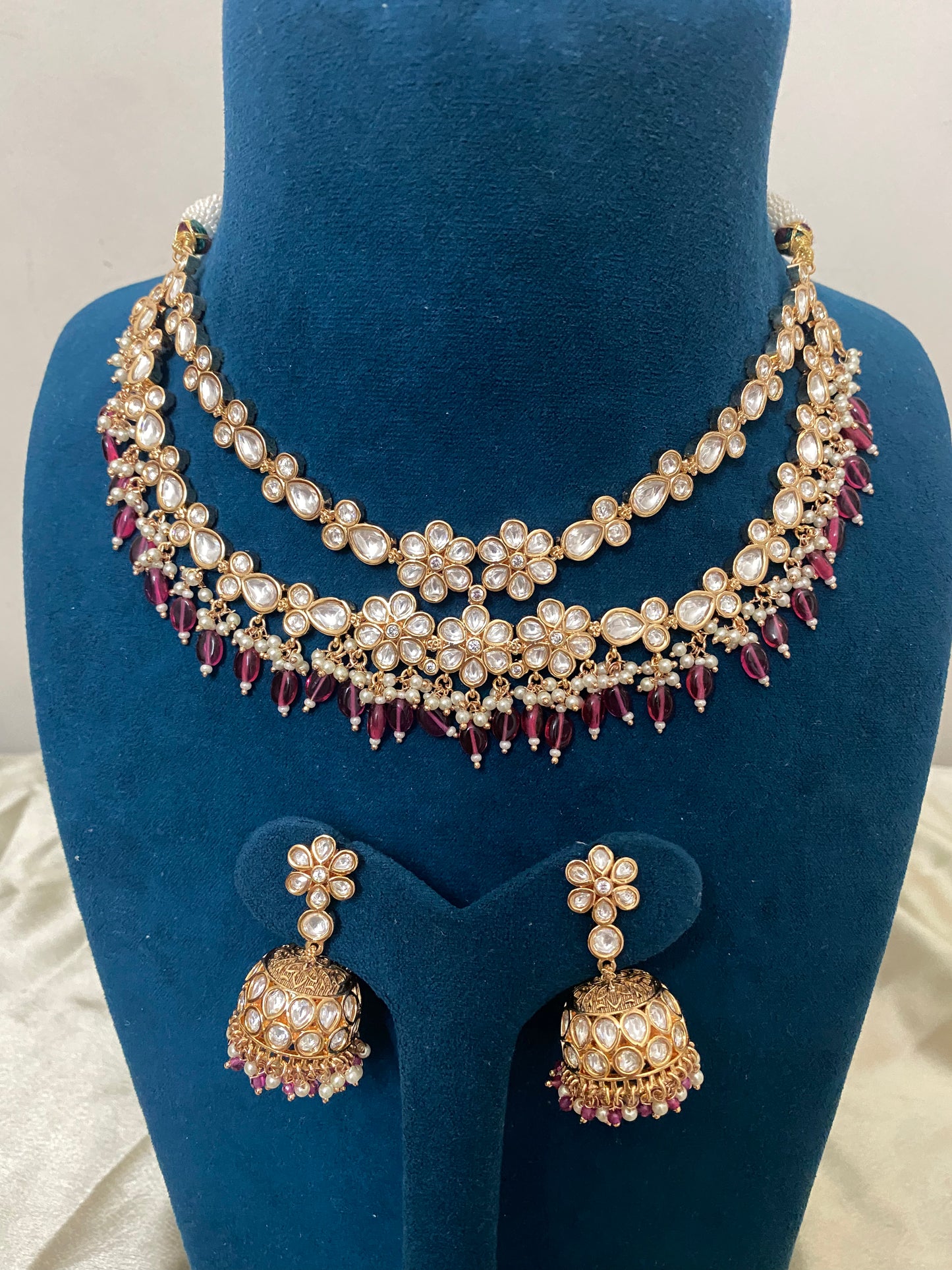 Chavi Kundan Necklace Set